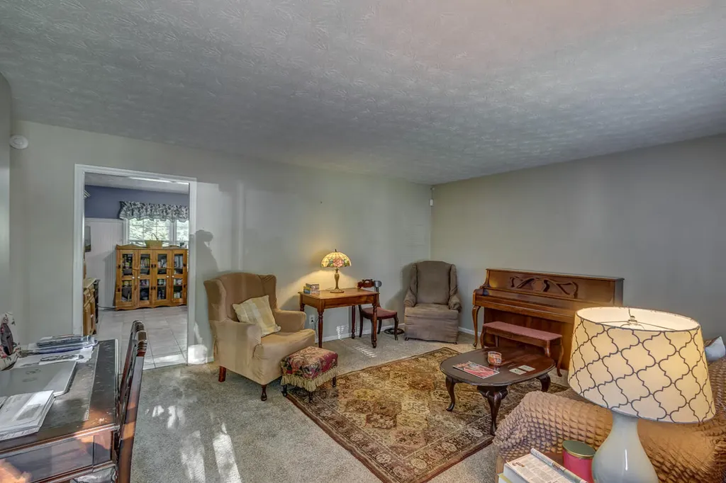 1517 Kelly Circle Lexington KY 40517