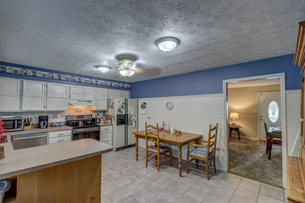 1517 Kelly Circle Lexington KY 40517