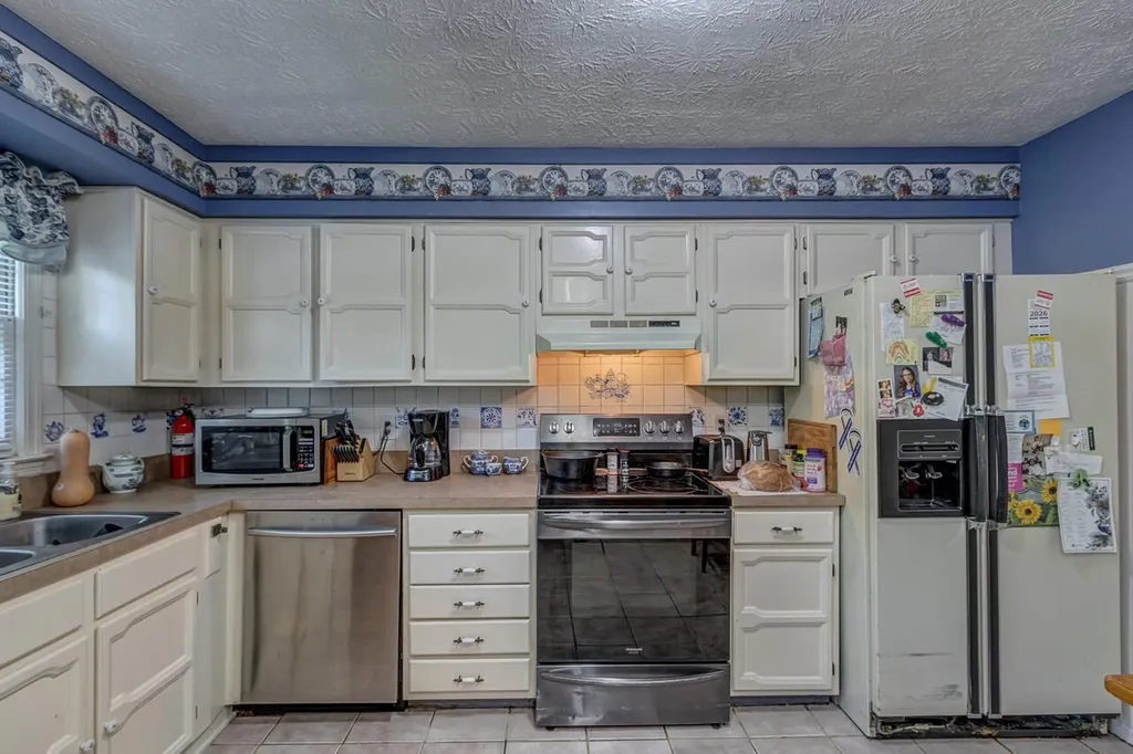 1517 Kelly Circle Lexington KY 40517