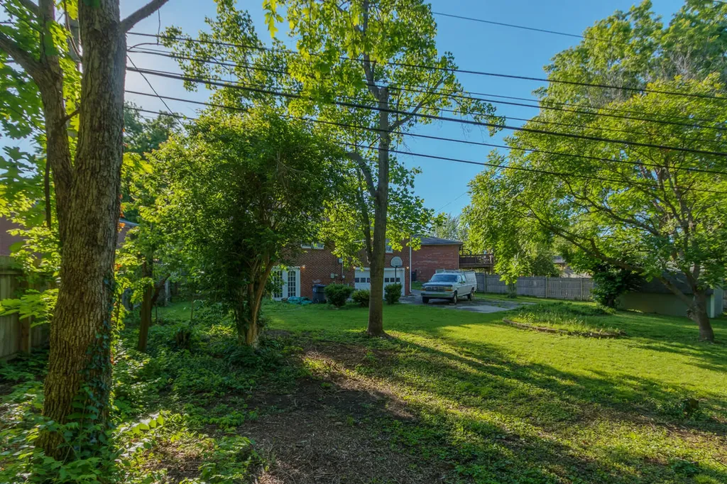 1517 Kelly Circle Lexington KY 40517
