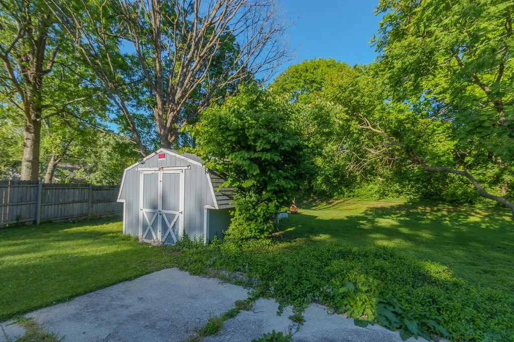 1517 Kelly Circle Lexington KY 40517