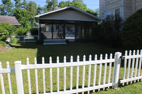 207 Arthur Heights Middlesboro KY 40965
