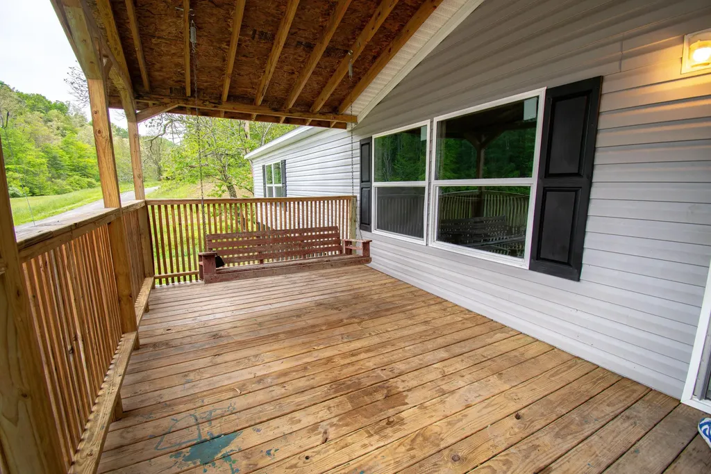 2504 Wallow Hole Road Sandy Hook KY 41171