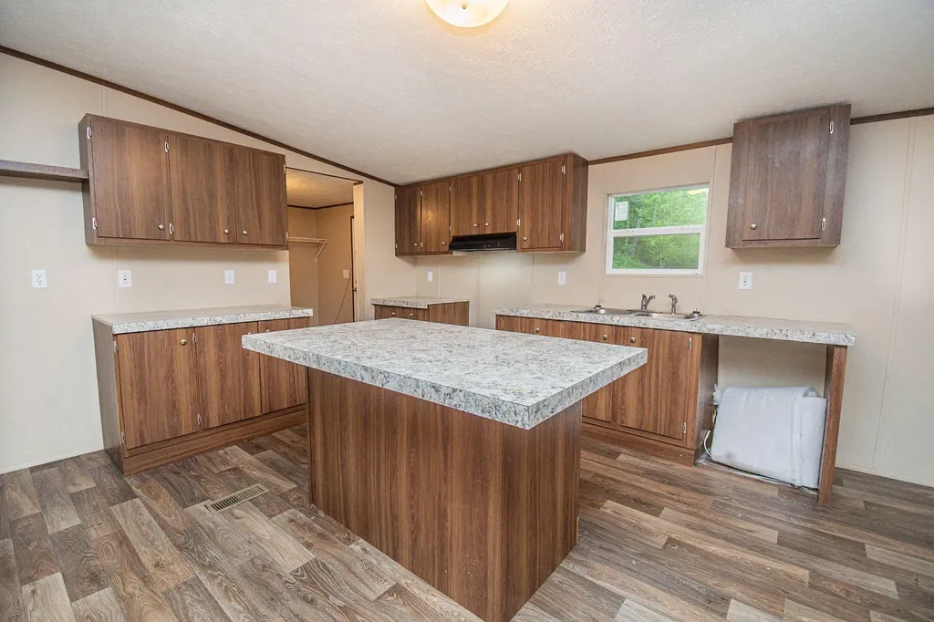 2504 Wallow Hole Road Sandy Hook KY 41171