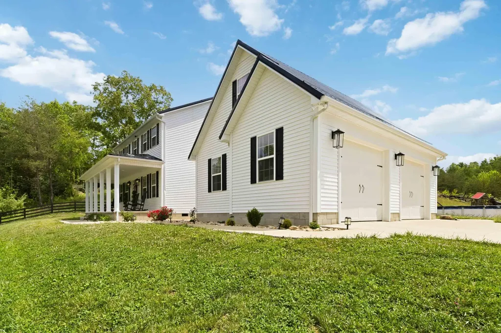 2604 Upper Rader Road Manchester KY 40962