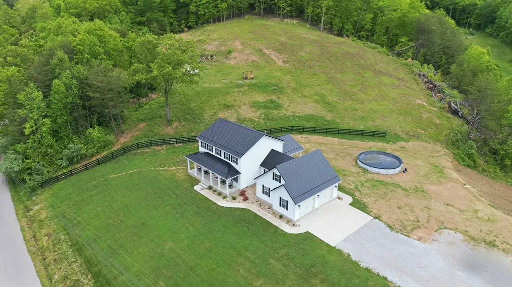2604 Upper Rader Road Manchester KY 40962