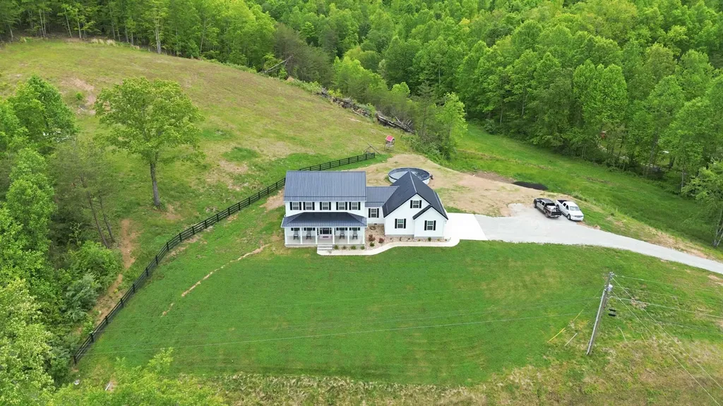2604 Upper Rader Road Manchester KY 40962