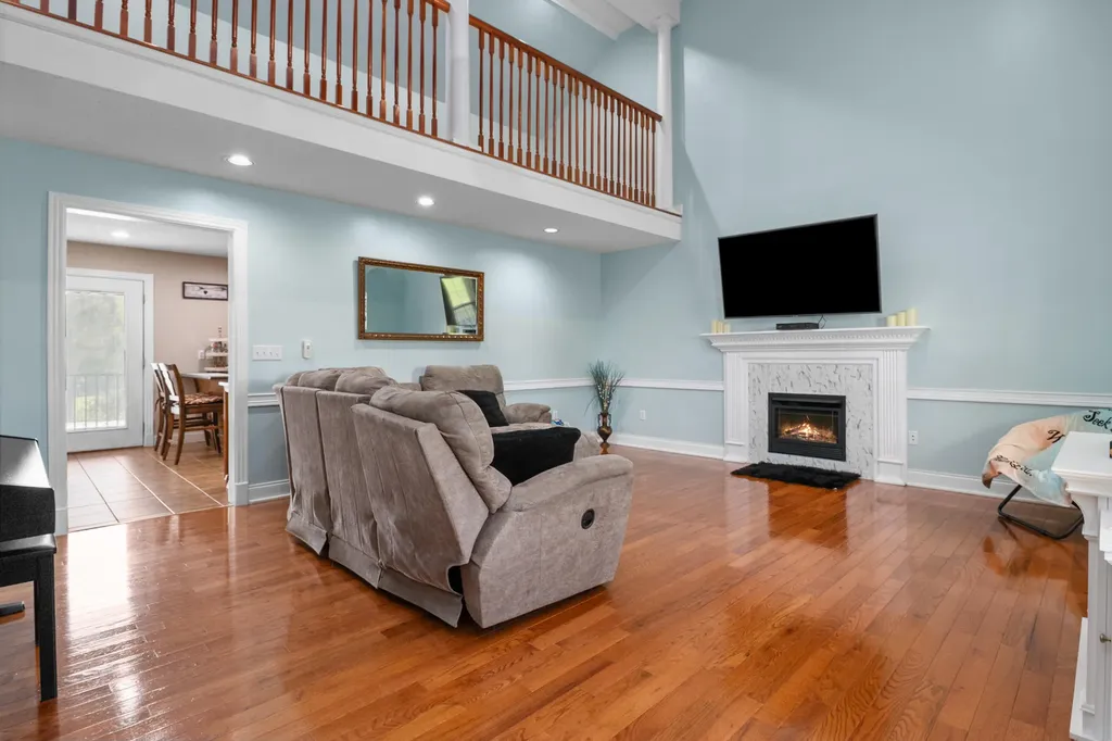 380 Silver Eagle Drive London KY 40744