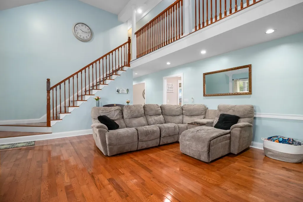 380 Silver Eagle Drive London KY 40744