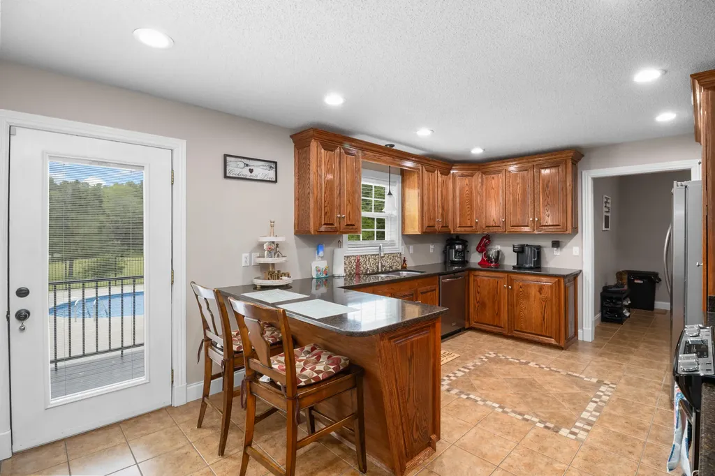 380 Silver Eagle Drive London KY 40744