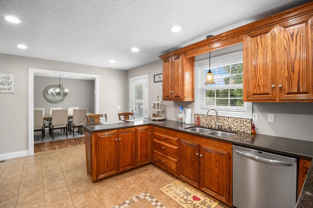 380 Silver Eagle Drive London KY 40744