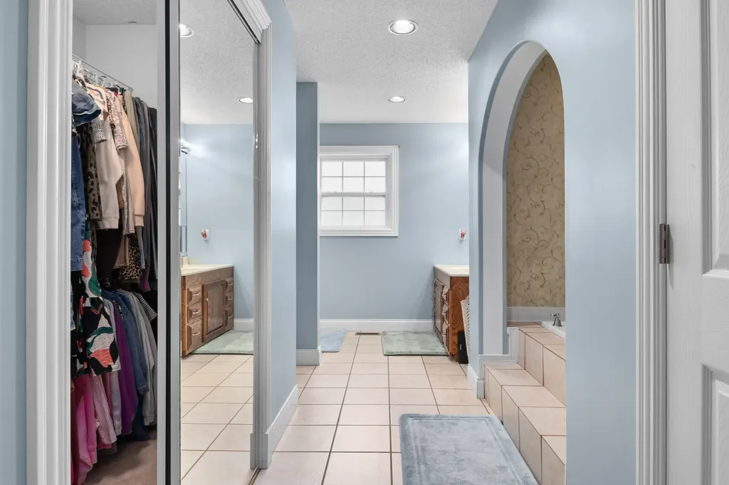380 Silver Eagle Drive London KY 40744