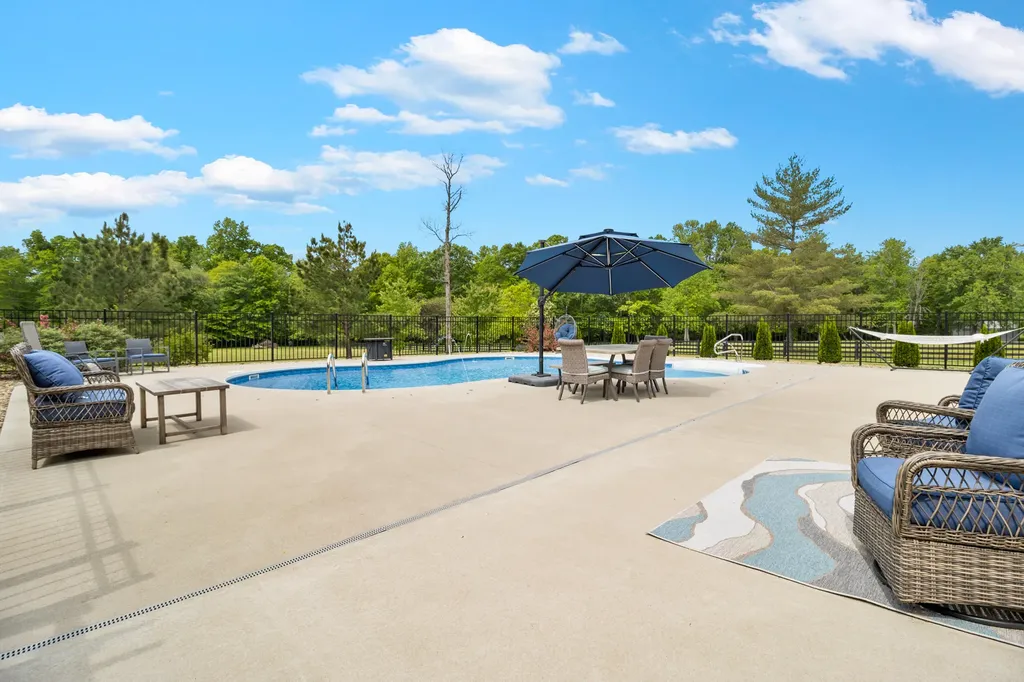 380 Silver Eagle Drive London KY 40744