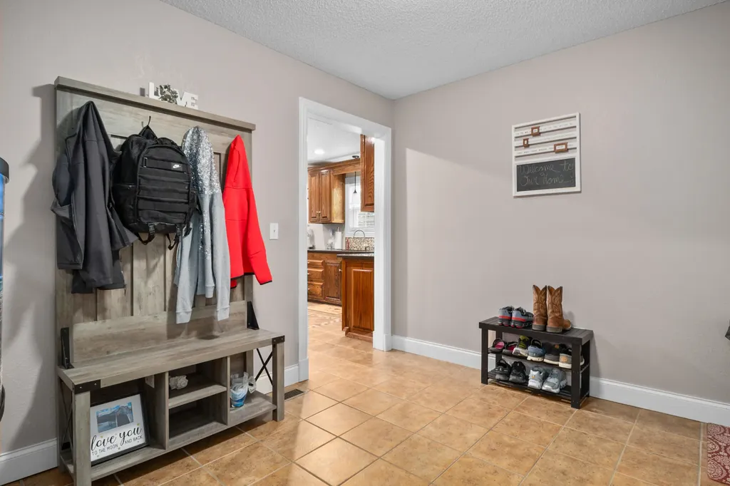 380 Silver Eagle Drive London KY 40744