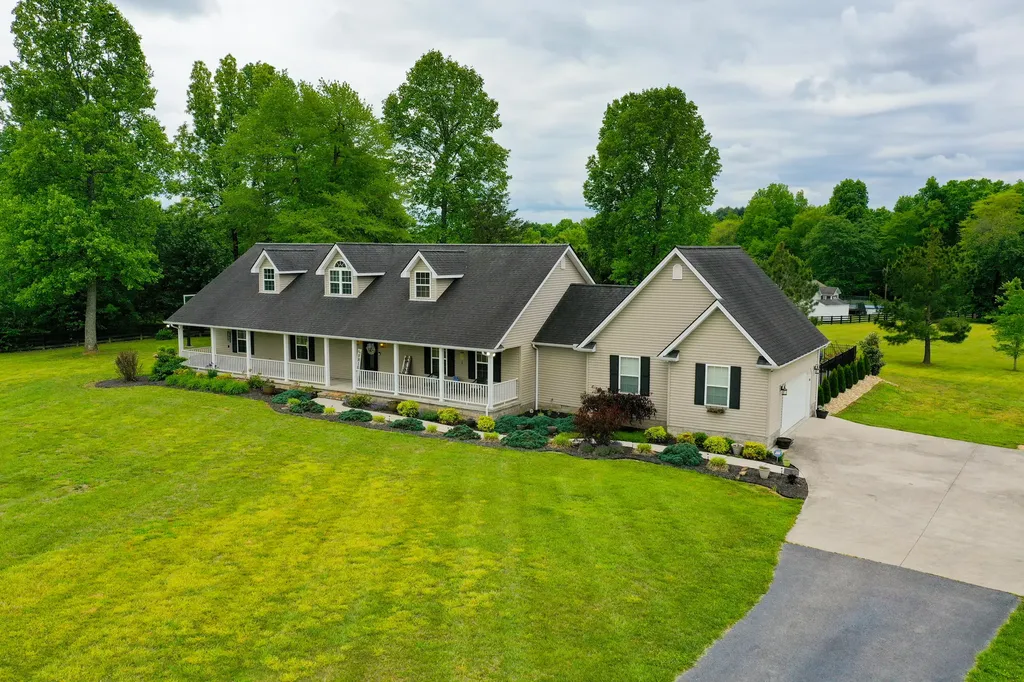 380 Silver Eagle Drive London KY 40744