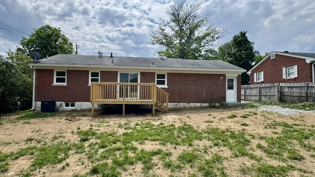 117 Cottage Avenue Lancaster KY 40444