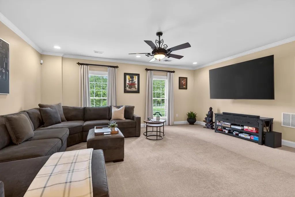 302 Golf Club Drive Nicholasville KY 40356