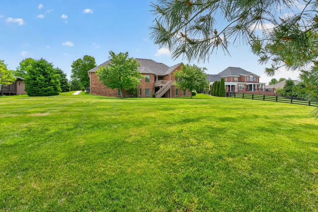302 Golf Club Drive Nicholasville KY 40356