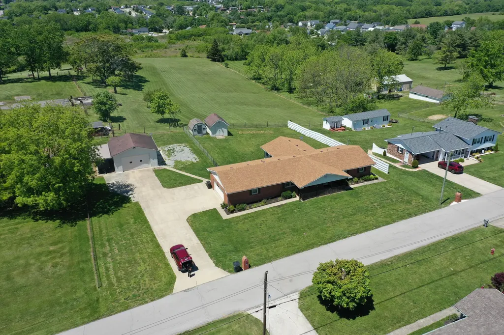274 Greenway Drive Winchester KY 40391