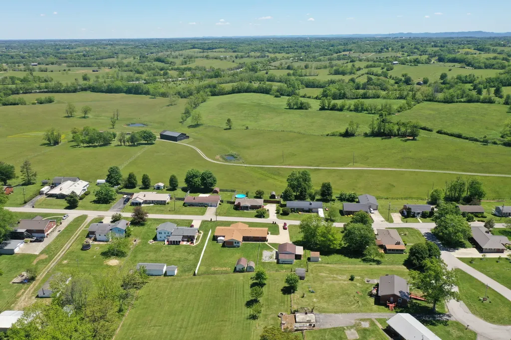 274 Greenway Drive Winchester KY 40391