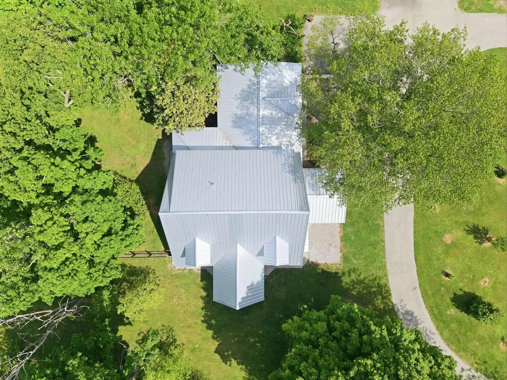 6166 Greenwich Pike Lexington KY 40511