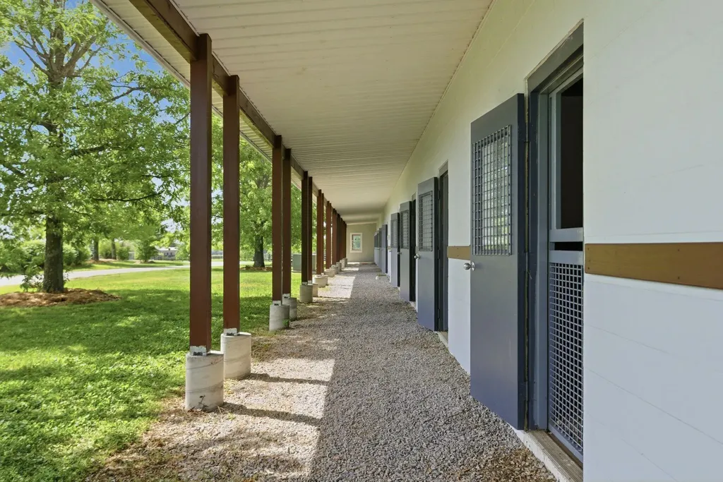 6166 Greenwich Pike Lexington KY 40511