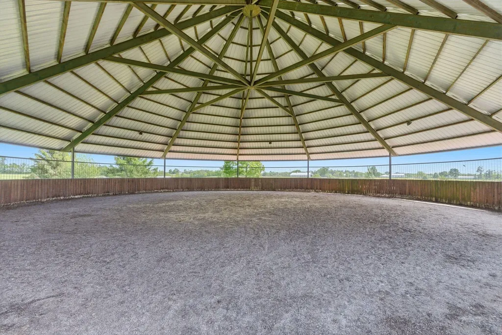 6166 Greenwich Pike Lexington KY 40511