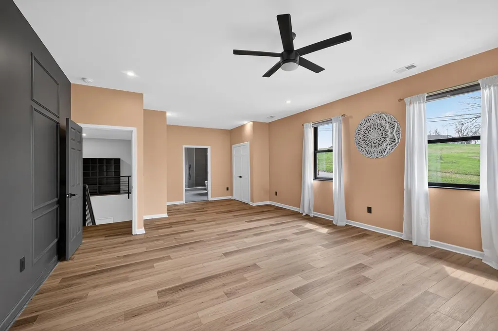 200 Avawam Drive Richmond KY 40475