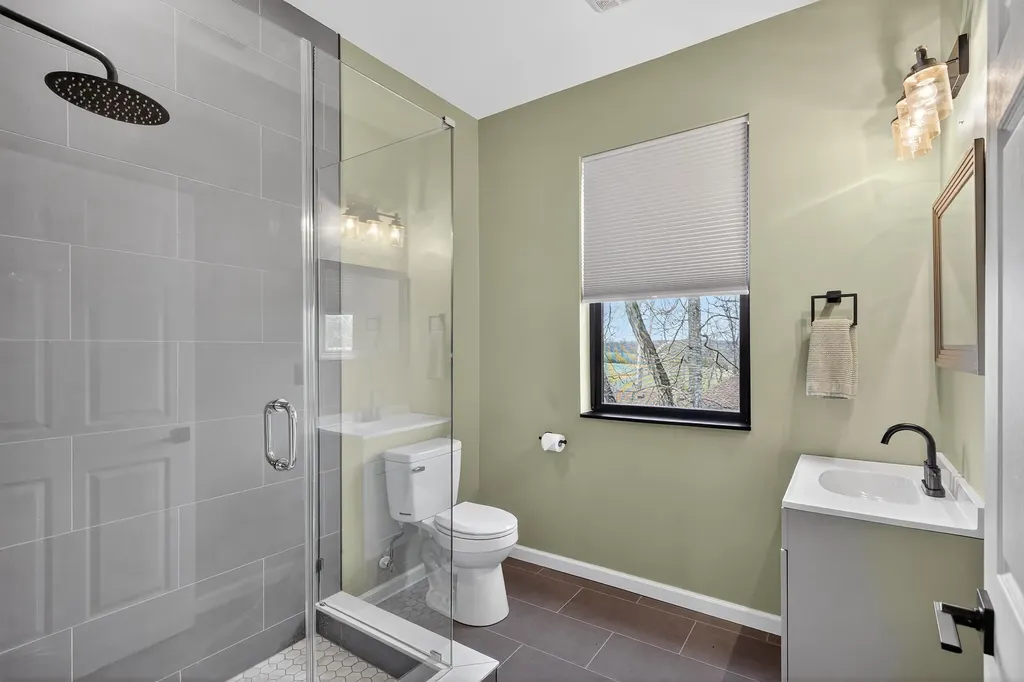 200 Avawam Drive Richmond KY 40475