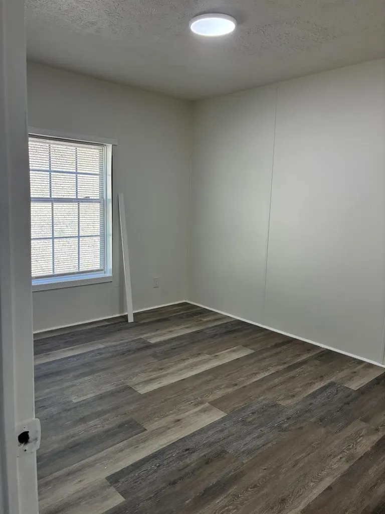 872 S Dogwood Drive Berea KY 40403