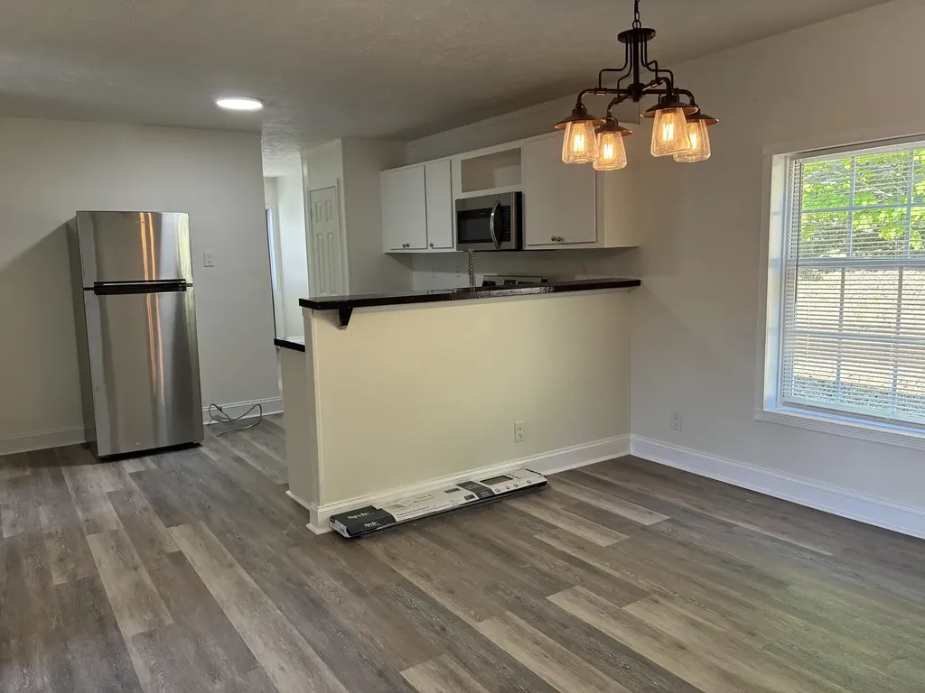 872 S Dogwood Drive Berea KY 40403