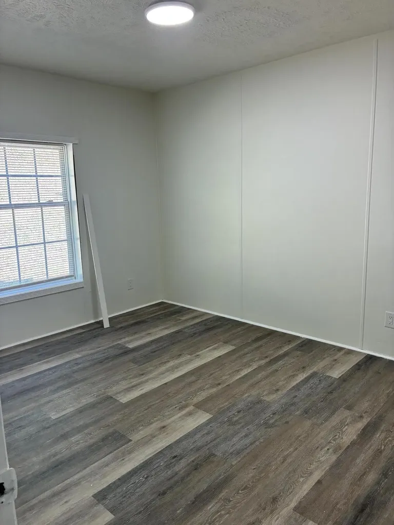 872 S Dogwood Drive Berea KY 40403