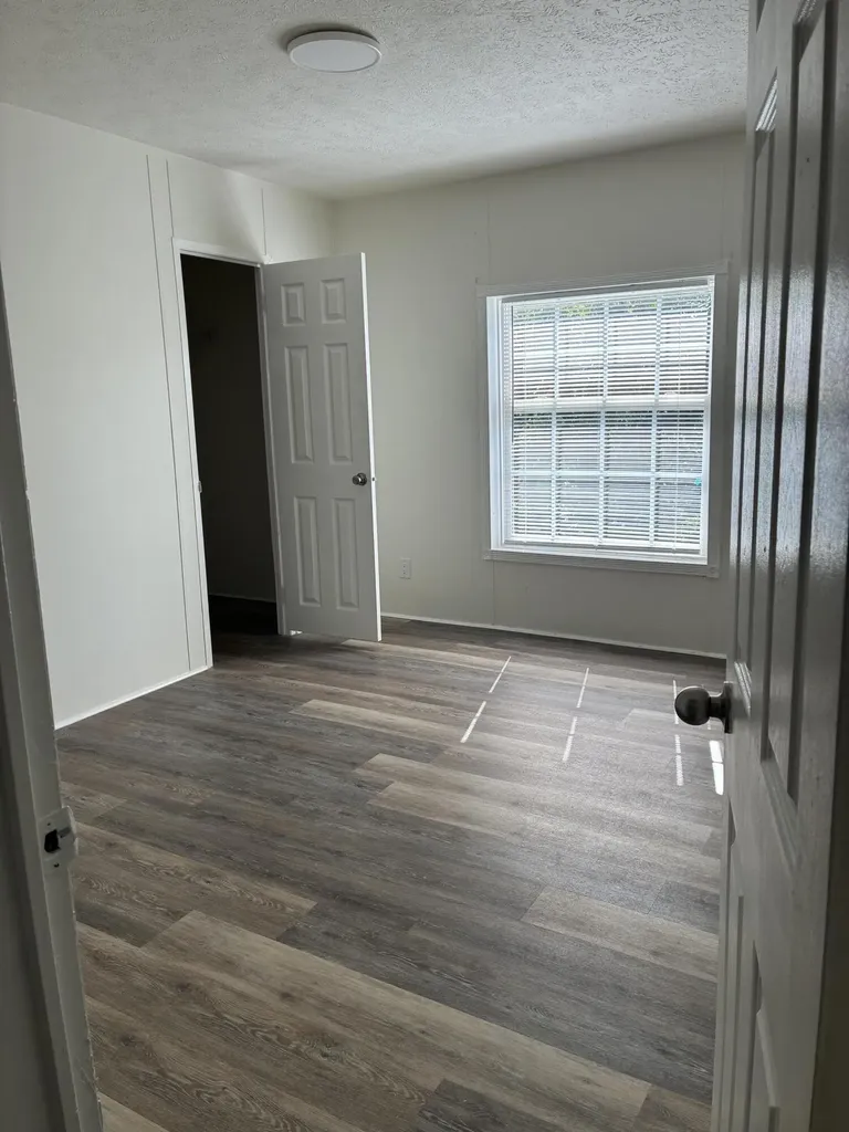 872 S Dogwood Drive Berea KY 40403