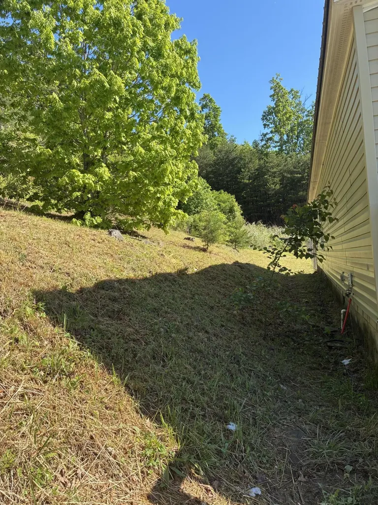 872 S Dogwood Drive Berea KY 40403