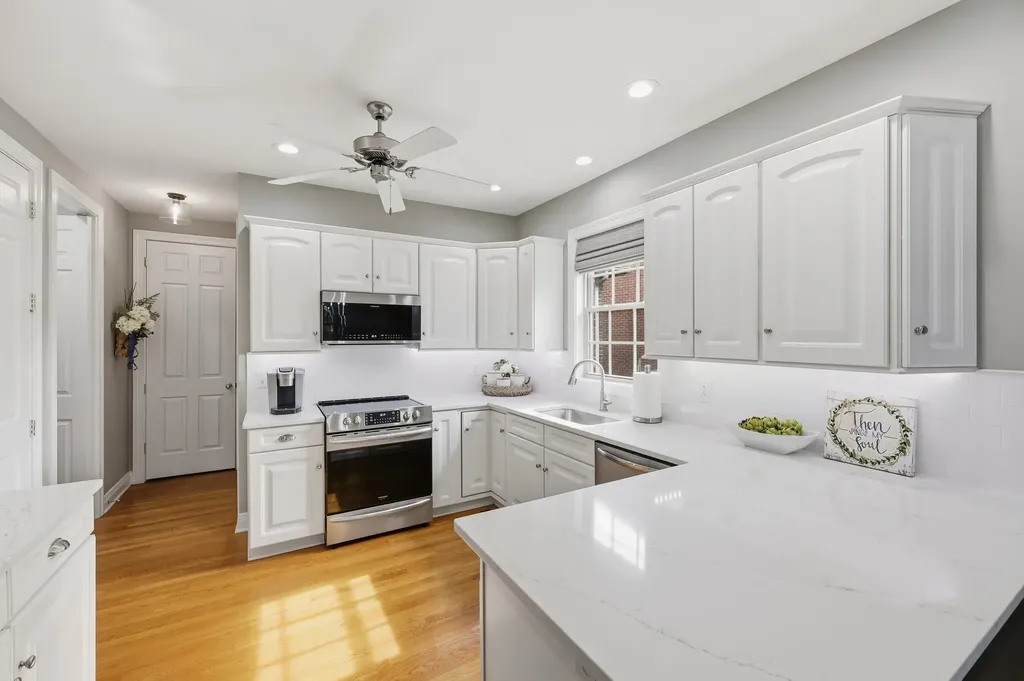 3244 Sebastian Lane Lexington KY 40513