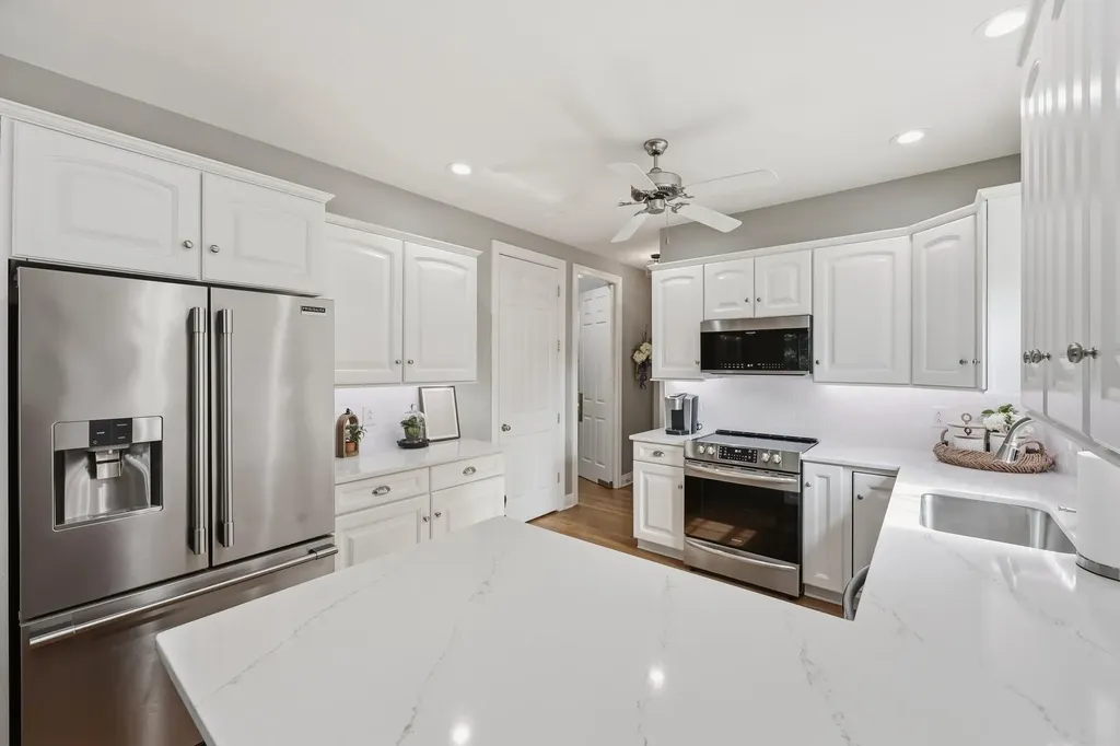 3244 Sebastian Lane Lexington KY 40513