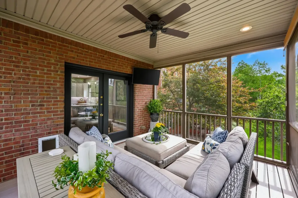 3244 Sebastian Lane Lexington KY 40513