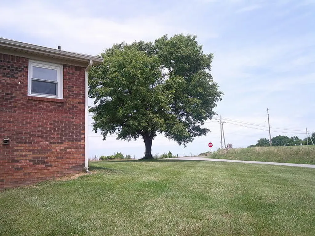 2405 Ky Highway 78 Stanford KY 40484