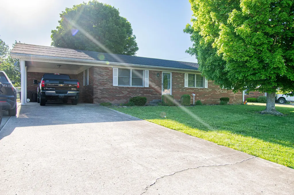 43 Ledan Street Flemingsburg KY 41041