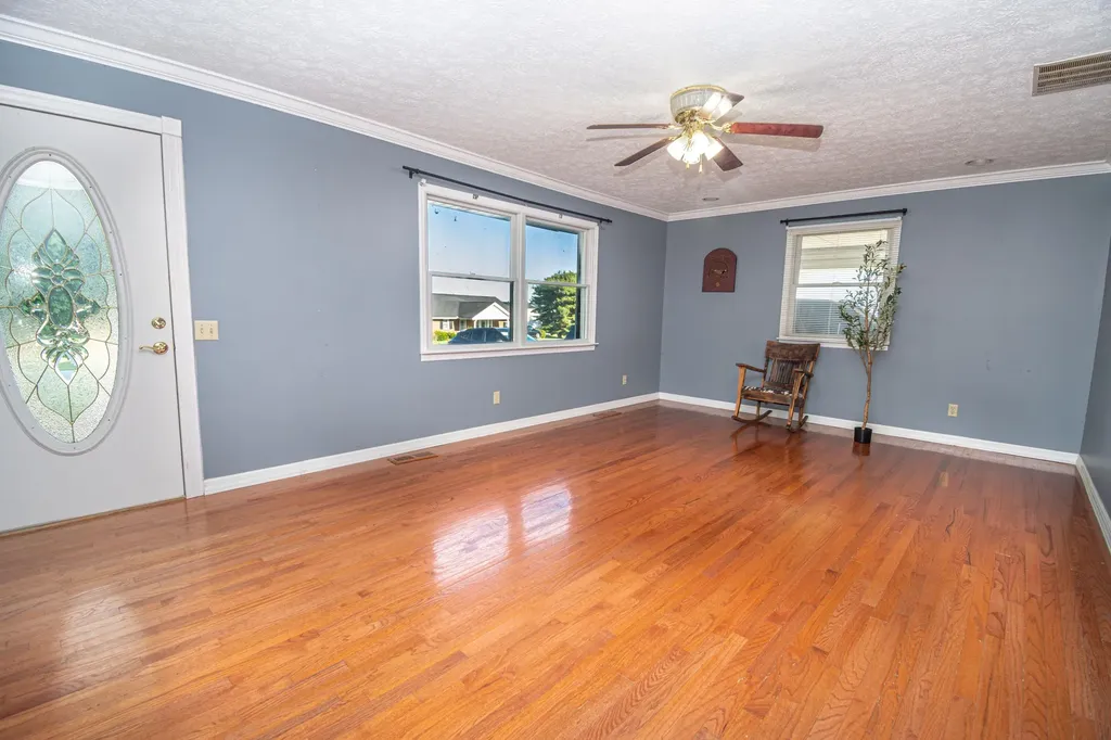 43 Ledan Street Flemingsburg KY 41041