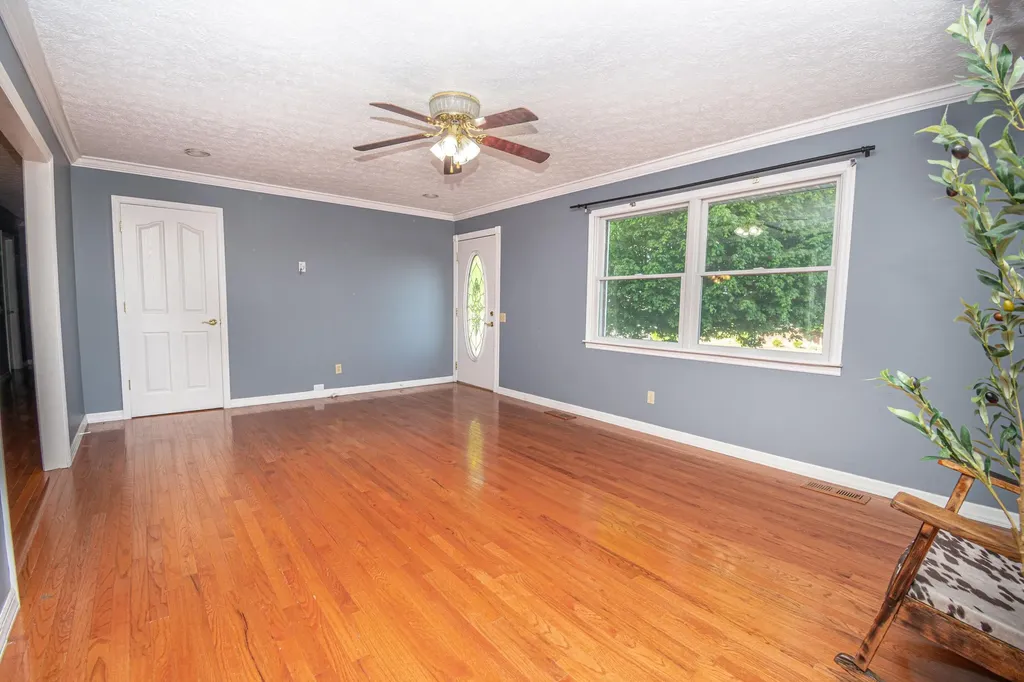 43 Ledan Street Flemingsburg KY 41041