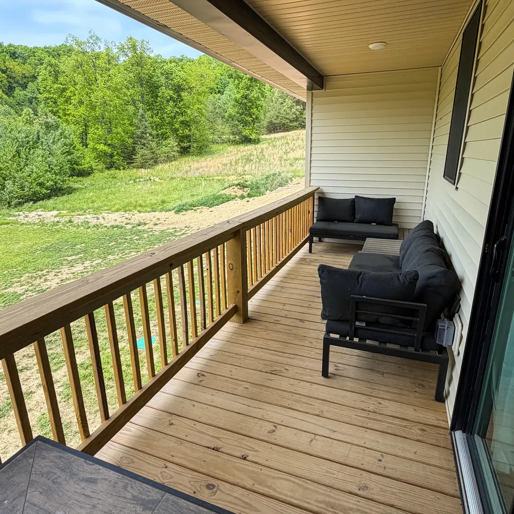 690 Laredo Drive London KY 40741
