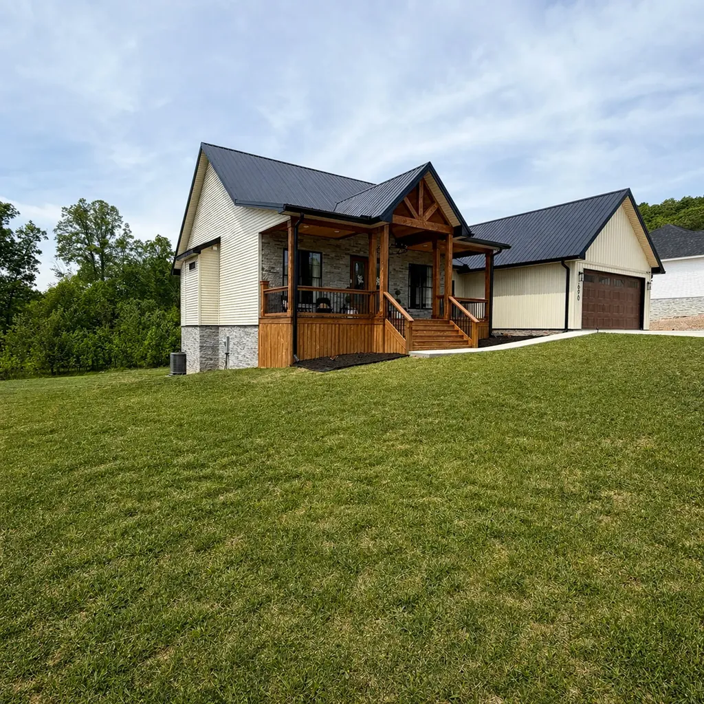 690 Laredo Drive London KY 40741
