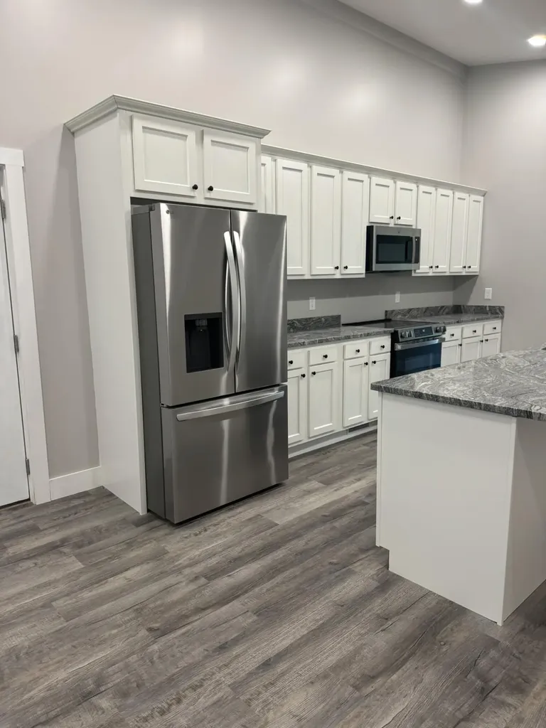 2991 E Highway 619 Russell Springs KY 42642