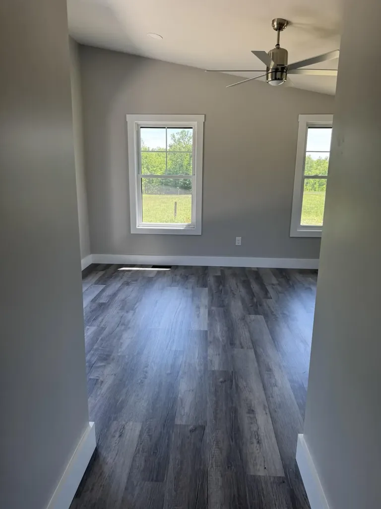 2991 E Highway 619 Russell Springs KY 42642