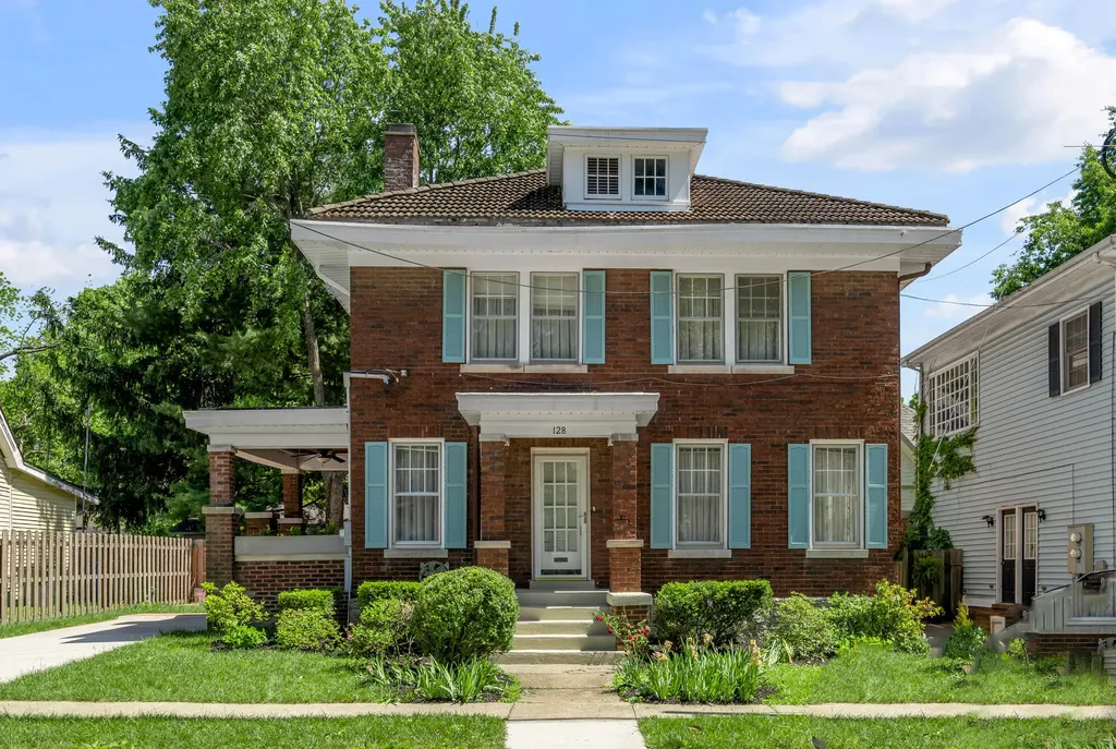128 Clay Avenue Lexington KY 40502