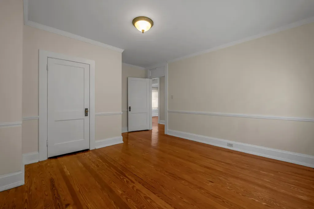 128 Clay Avenue Lexington KY 40502