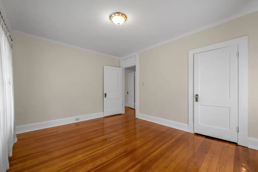 128 Clay Avenue Lexington KY 40502