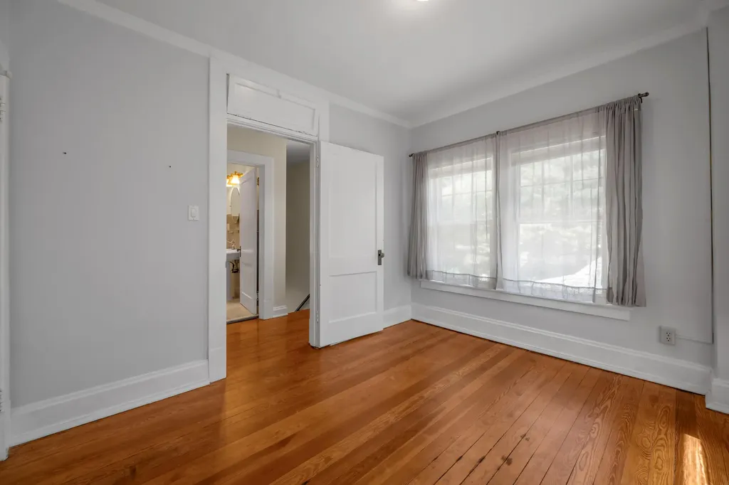 128 Clay Avenue Lexington KY 40502