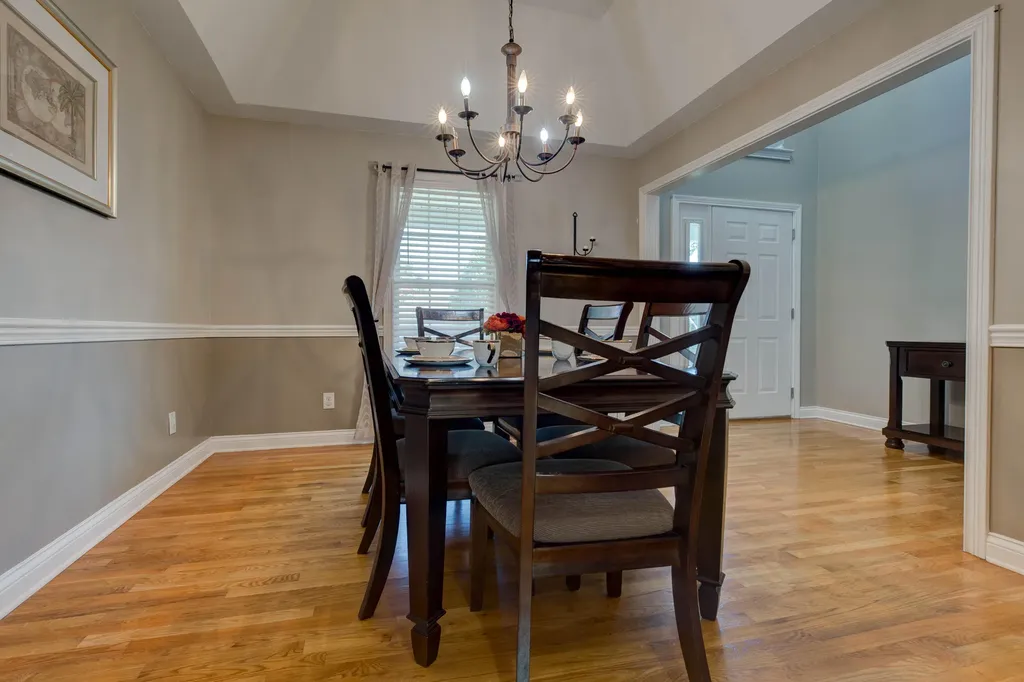 207 Hibiscus Lane Winchester KY 40391